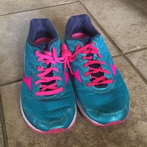 Mizuno waverider 20 size 8.5